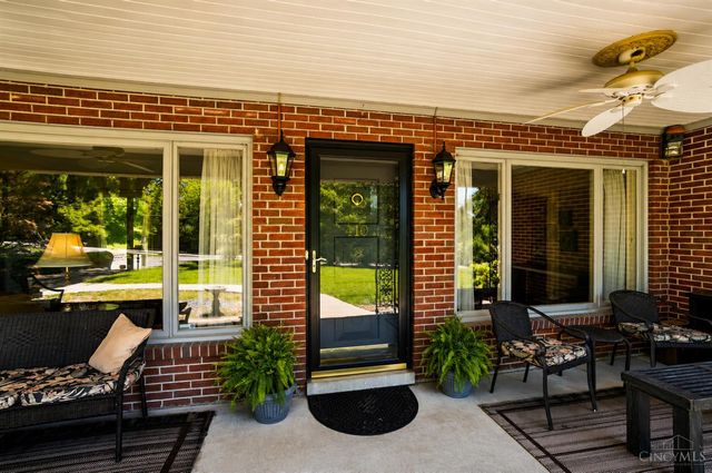 410 Compton Road, Wyoming, OH 45215