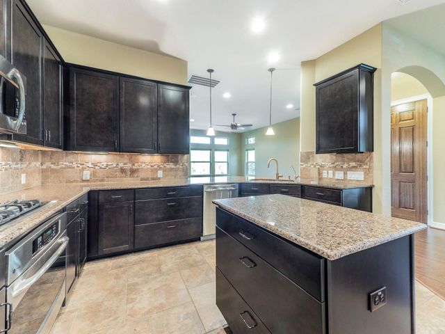 826 San Remo BLVD, Lakeway, TX 78734