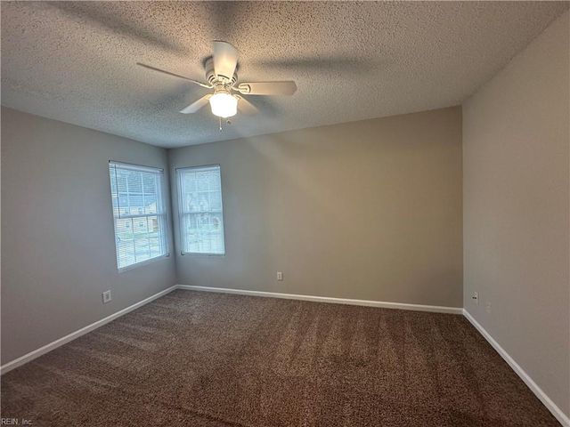 1721 Rock Bridge Mews Apt B, Chesapeake, VA 23320