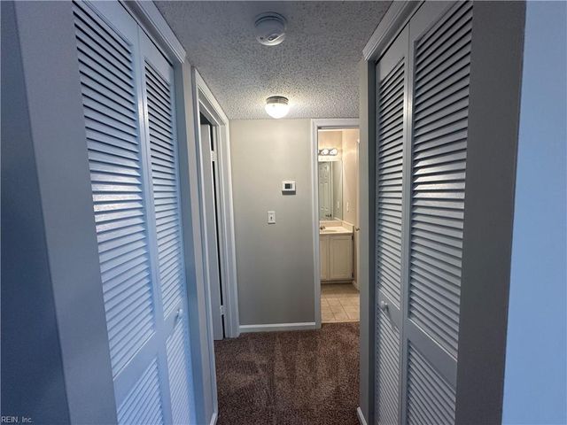 1721 Rock Bridge Mews Apt B, Chesapeake, VA 23320