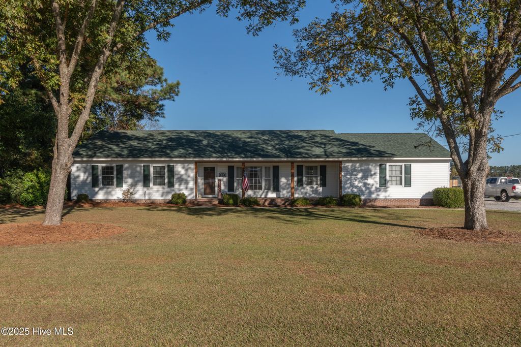 1851 Blackjack Simpson Road, Greenville, NC 27858