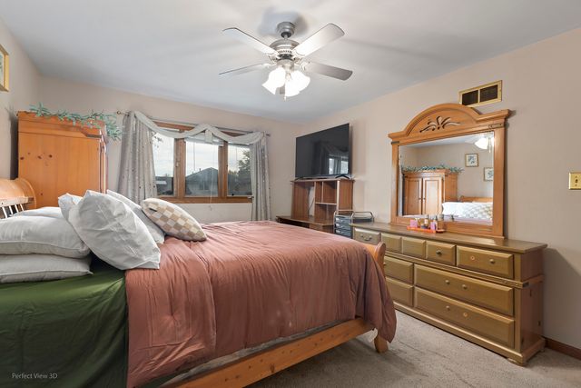 5319 Martha Lane, Oak Forest, IL 60452