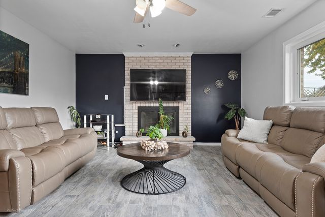 5319 Martha Lane, Oak Forest, IL 60452