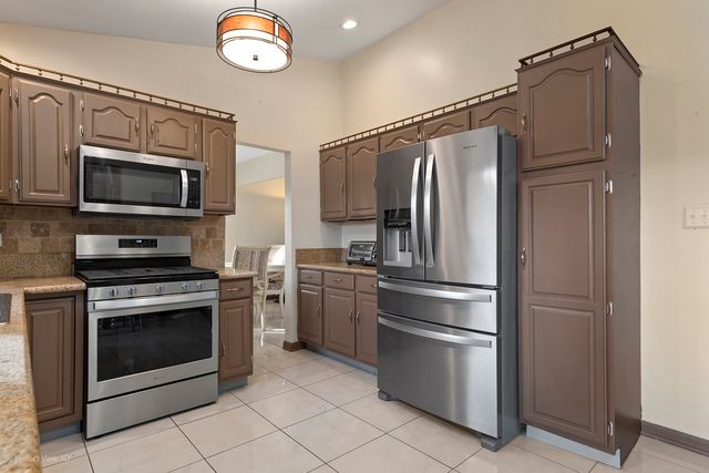 5319 Martha Lane, Oak Forest, IL 60452