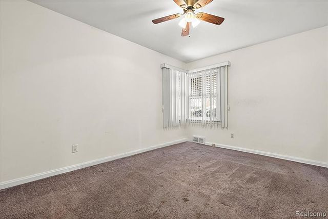 14001 Balfour Street, Oak Park, MI 48237