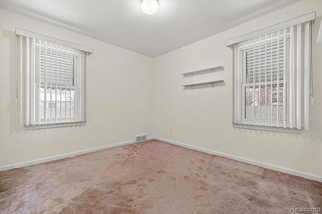 14001 Balfour Street, Oak Park, MI 48237