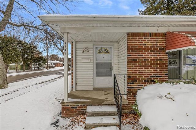 14001 Balfour Street, Oak Park, MI 48237