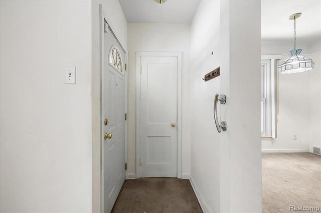 14001 Balfour Street, Oak Park, MI 48237