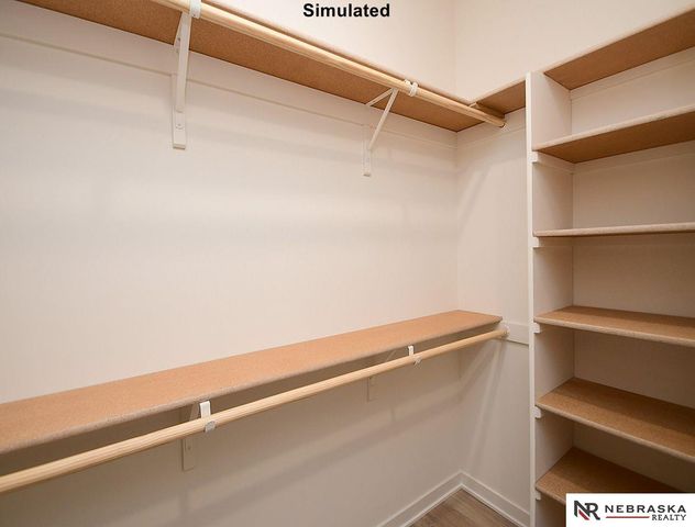 9526 Duckhorn Drive, Lincoln, NE 68526