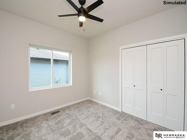 9526 Duckhorn Drive, Lincoln, NE 68526