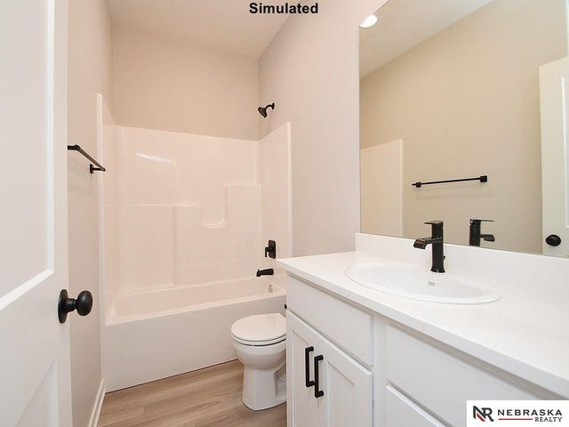 9526 Duckhorn Drive, Lincoln, NE 68526