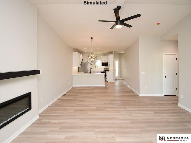 9526 Duckhorn Drive, Lincoln, NE 68526