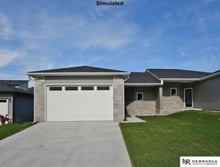 9526 Duckhorn Drive, Lincoln, NE 68526