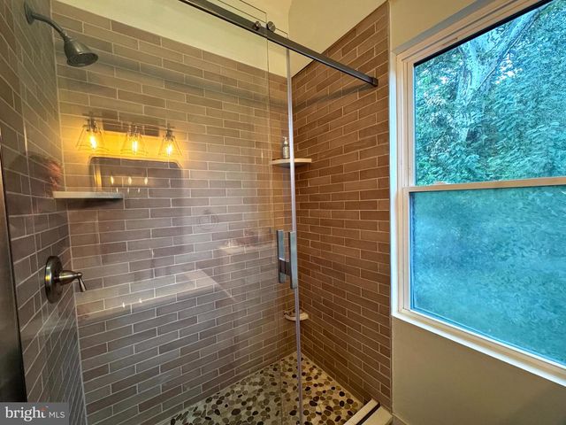 303 TREGARON RD, Bala Cynwyd, PA 19004
