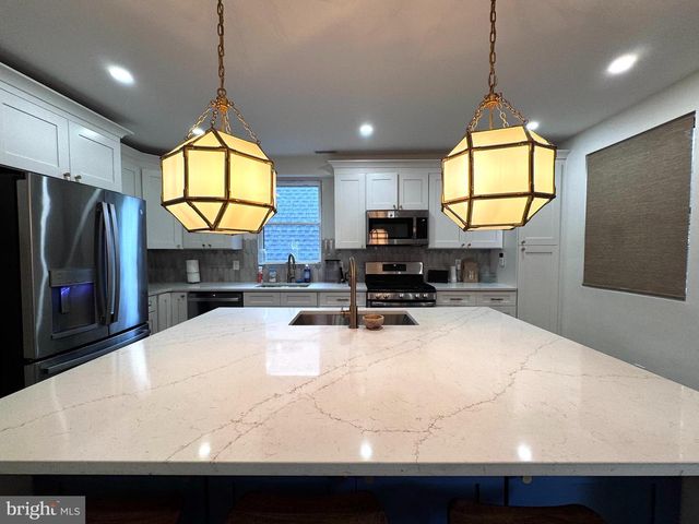 303 TREGARON RD, Bala Cynwyd, PA 19004
