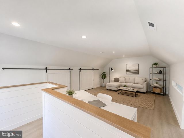 303 TREGARON RD, Bala Cynwyd, PA 19004
