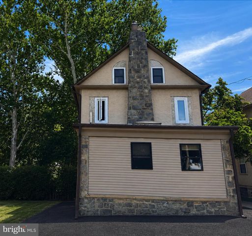 303 TREGARON RD, Bala Cynwyd, PA 19004