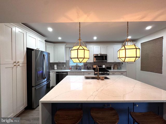 303 TREGARON RD, Bala Cynwyd, PA 19004