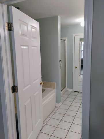 1128 GEORGETOWN Way 1128, Vernon Hills, IL 60061