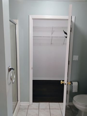 1128 GEORGETOWN Way 1128, Vernon Hills, IL 60061