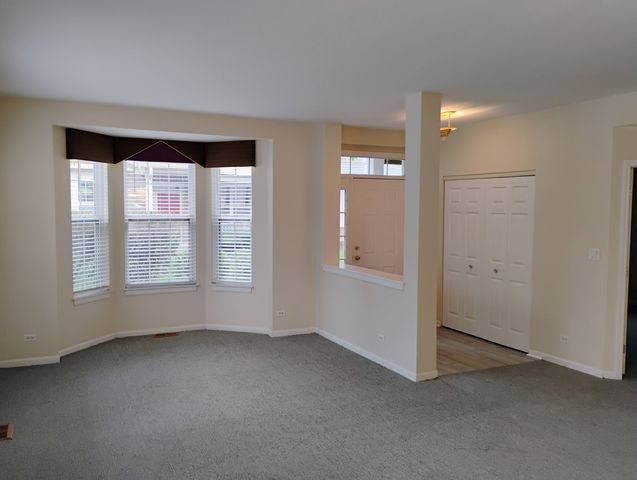 1128 GEORGETOWN Way 1128, Vernon Hills, IL 60061