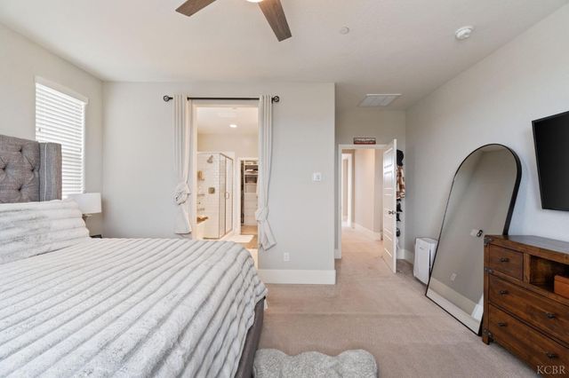 4491 Vineyard Drive, Madera, CA 93636