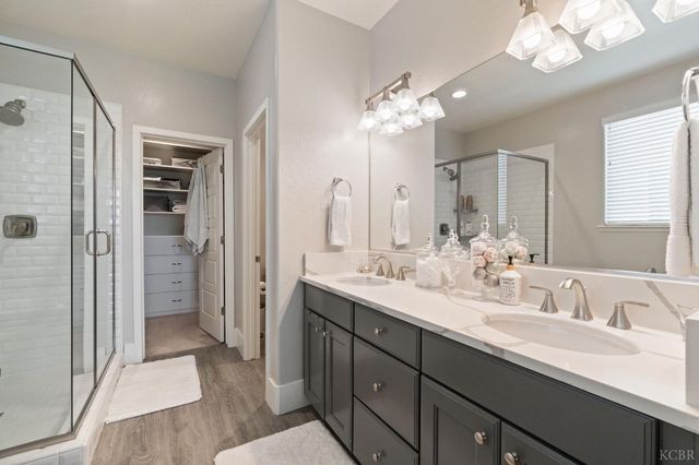 4491 Vineyard Drive, Madera, CA 93636