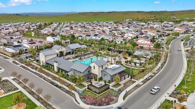 4491 Vineyard Drive, Madera, CA 93636