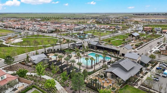 4491 Vineyard Drive, Madera, CA 93636