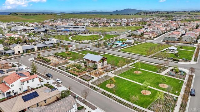 4491 Vineyard Drive, Madera, CA 93636