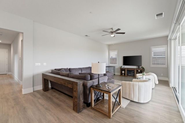 4491 Vineyard Drive, Madera, CA 93636