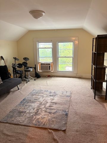 93 Thompson Street, Springfield, MA 01109