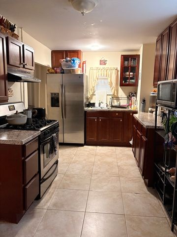 93 Thompson Street, Springfield, MA 01109