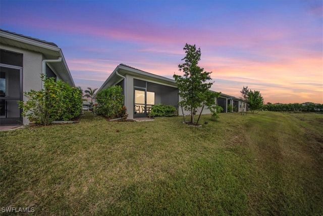 1074 Enbrook LOOP, Naples, FL 34114