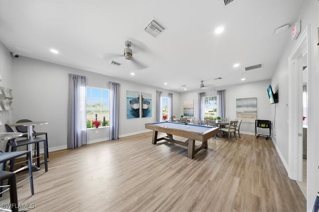 1074 Enbrook LOOP, Naples, FL 34114