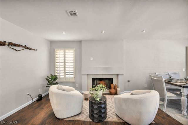 9008 Pebble Shore Court, Las Vegas, NV 89117