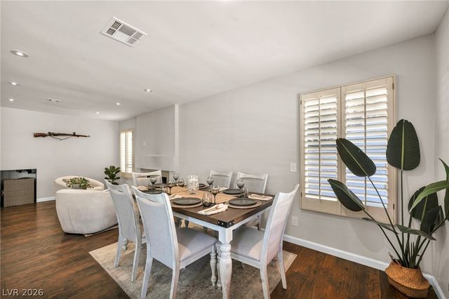 9008 Pebble Shore Court, Las Vegas, NV 89117