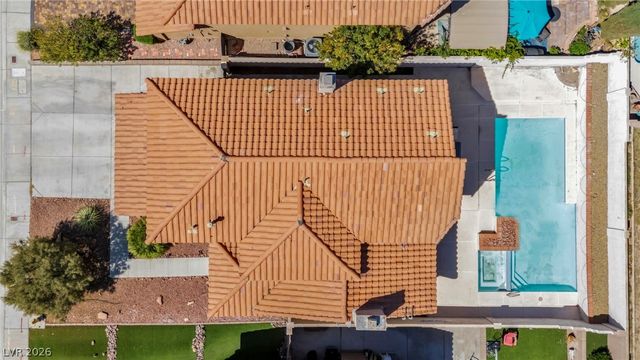 9008 Pebble Shore Court, Las Vegas, NV 89117