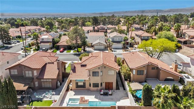 9008 Pebble Shore Court, Las Vegas, NV 89117