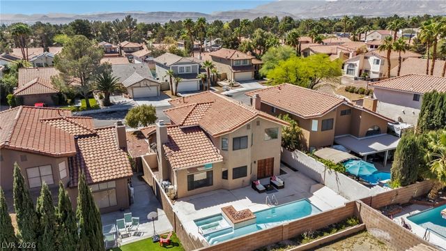 9008 Pebble Shore Court, Las Vegas, NV 89117