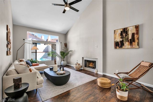 9008 Pebble Shore Court, Las Vegas, NV 89117