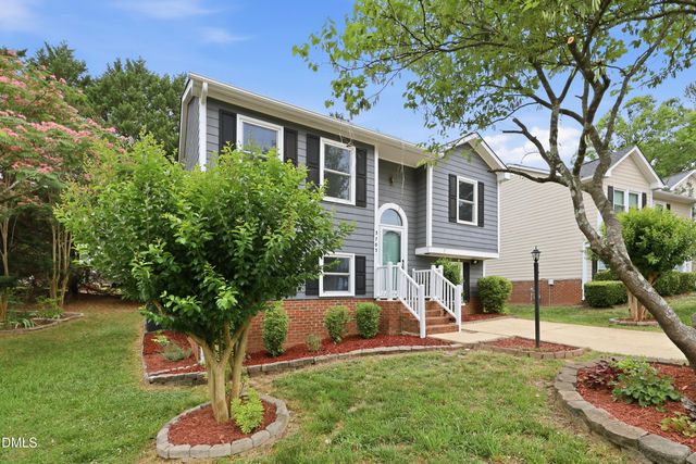 3703 Phillips Way W, Durham, NC 27713