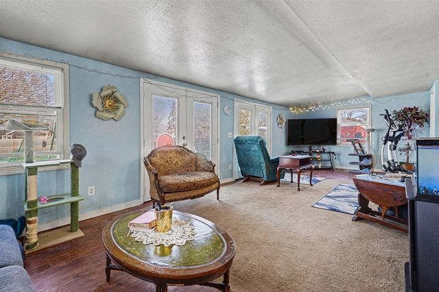 203 E Vienna Street, Schoolcraft, MI 49087