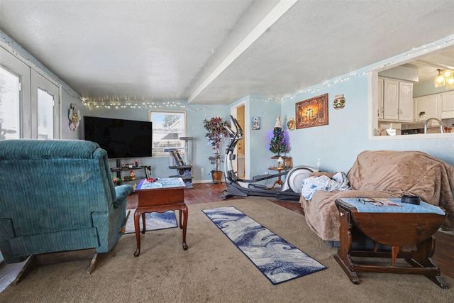 203 E Vienna Street, Schoolcraft, MI 49087