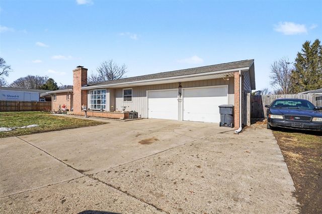 203 E Vienna Street, Schoolcraft, MI 49087