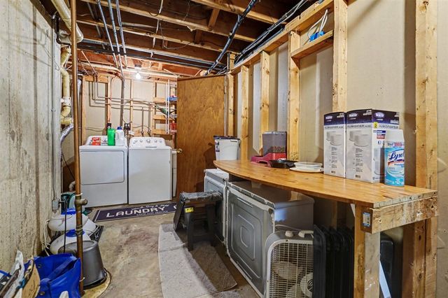 203 E Vienna Street, Schoolcraft, MI 49087