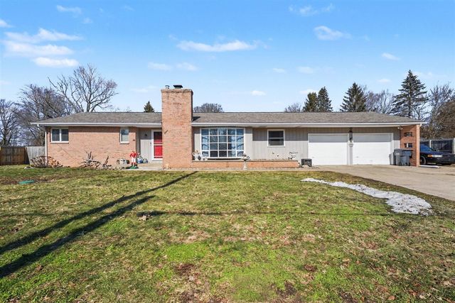 203 E Vienna Street, Schoolcraft, MI 49087