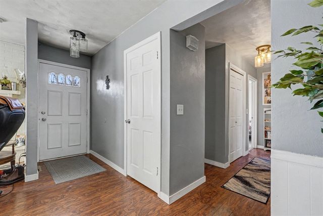 203 E Vienna Street, Schoolcraft, MI 49087