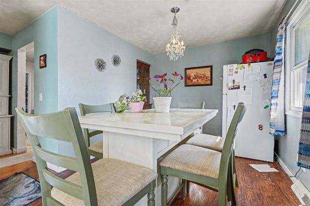 203 E Vienna Street, Schoolcraft, MI 49087