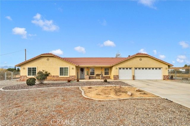15888 Saint Timothy, Apple Valley, CA 92307